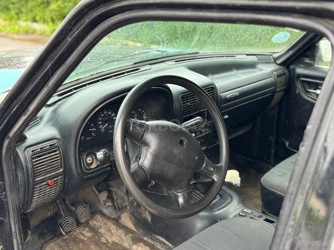 GAZ 3102 1999, 100,000 km - 2.3 l - Masallı