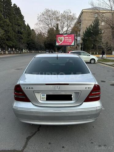 Mercedes C 220 d 2003, 300,000 km - 2.2 l - Sumqayıt