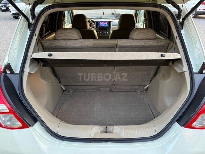Nissan Tiida 2011, 120,000 km - 1.5 л - Bakı