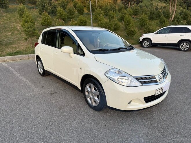 Nissan Tiida 2011, 120,000 km - 1.5 л - Bakı