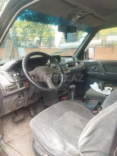 Mitsubishi Pajero 1994, 600,000 km - 2.8 l - Tovuz