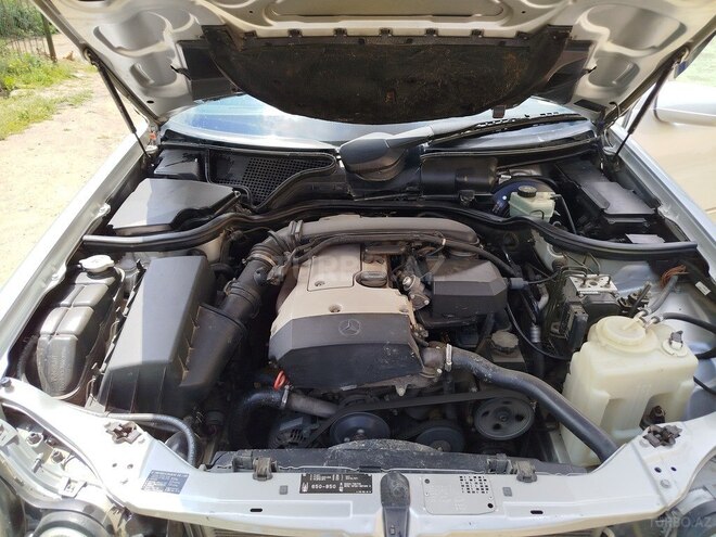 Mercedes E 200 1998, 266,000 km - 2.0 l - Bakı