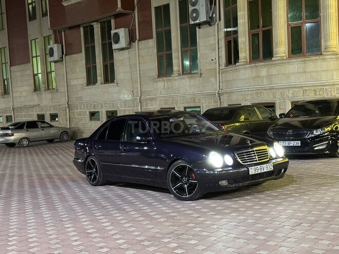 Mercedes E 220 d 2000, 234,000 km - 2.2 л - Şirvan