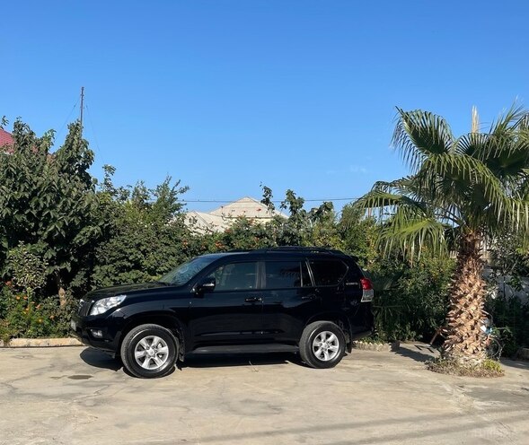 Toyota Land Cruiser Prado 2012, 130,000 km - 2.7 л - Bakı