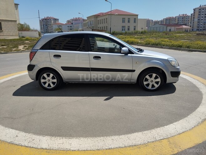 Kia Rio 2005, 389,000 km - 1.4 l - Sumqayıt