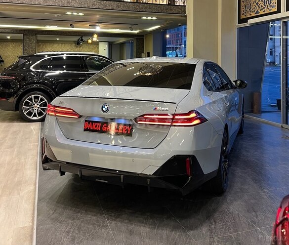 BMW i5 2024, 5,260 km - 0.0 l - Bakı