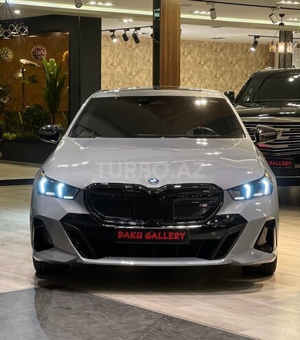 BMW i5 2024, 5,260 km - 0.0 l - Bakı