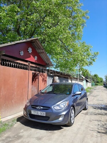 Hyundai Accent 2013, 181,450 km - 1.6 л - Bakı