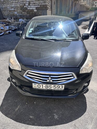 Mitsubishi Attrage 2014, 242,246 km - 1.2 л - Bakı