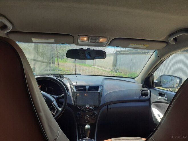 Hyundai Accent 2013, 181,450 km - 1.6 л - Bakı