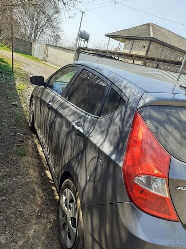 Hyundai Accent 2013, 181,450 km - 1.6 л - Bakı