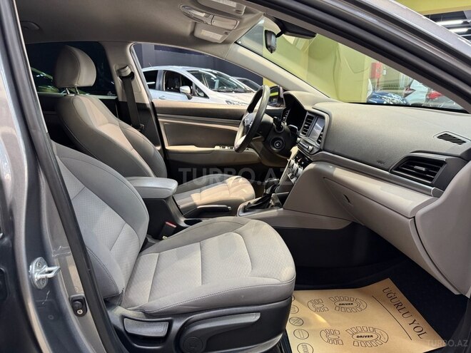 Hyundai Elantra 2019, 115,000 km - 2.0 л - Bakı