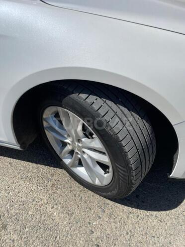 Chevrolet Malibu 2016, 200,770 km - 1.5 л - Şirvan