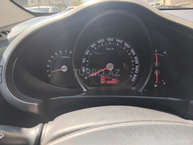 Kia Sportage 2011, 235,400 km - 2.4 l - Bakı