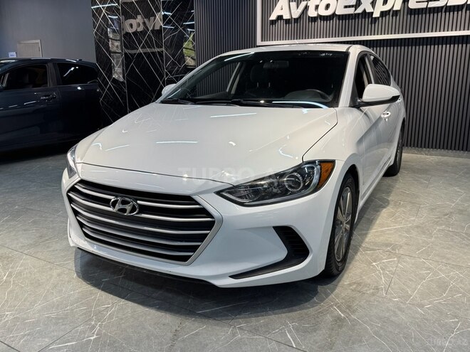 Hyundai Elantra-5