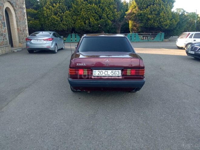 Mercedes 190 1990, 245,568 km - 1.8 l - Qazax
