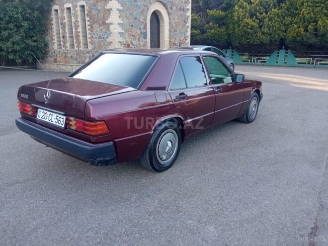 Mercedes 190 1990, 245,568 km - 1.8 l - Qazax