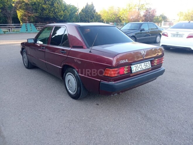Mercedes 190 1990, 245,568 km - 1.8 l - Qazax
