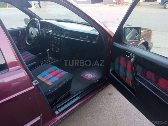 Mercedes 190 1990, 245,568 km - 1.8 l - Qazax