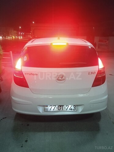 Hyundai i30 2009, 270,000 km - 1.4 л - Şabran