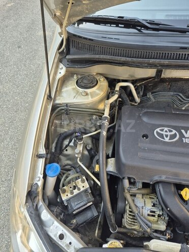 Toyota Corolla 2006, 215,780 km - 1.4 l - Tovuz