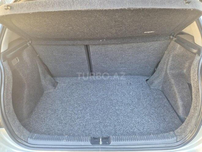 Toyota Corolla 2006, 215,780 km - 1.4 l - Tovuz
