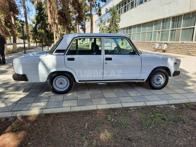 LADA (VAZ) 2107 2007, 56,985 km - 1.6 l - Salyan