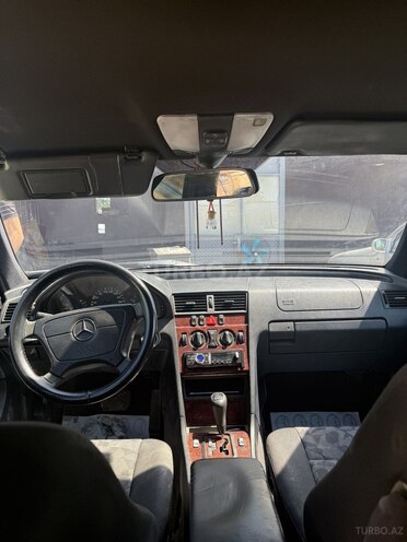 Mercedes C 220 d 1999, 200,000 km - 2.2 л - Salyan