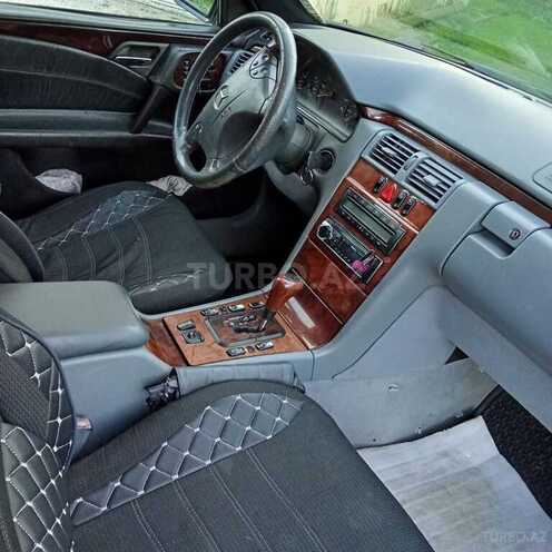 Mercedes E 240 1999, 380,000 km - 2.4 л - Bakı