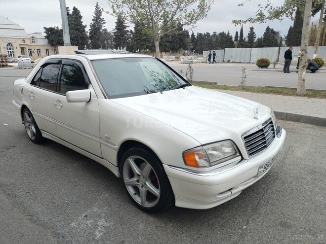 Mercedes C 230 1997, 225,000 km - 2.3 l - İmişli