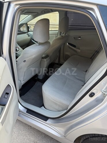 Toyota Prius 2013, 333,134 km - 1.8 l - Bakı