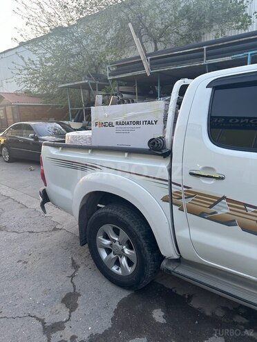 Toyota Hilux 2012, 425,000 km - 2.5 л - Bakı