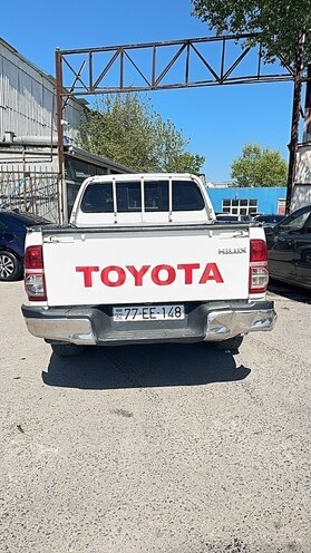 Toyota Hilux 2012, 425,000 km - 2.5 л - Bakı