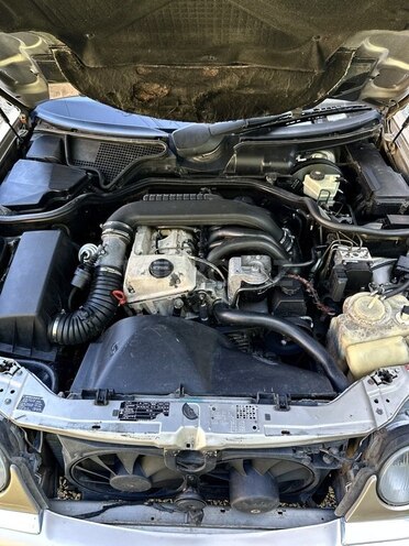Mercedes E 220 d 1997, 100,000 km - 2.2 l - Lənkəran