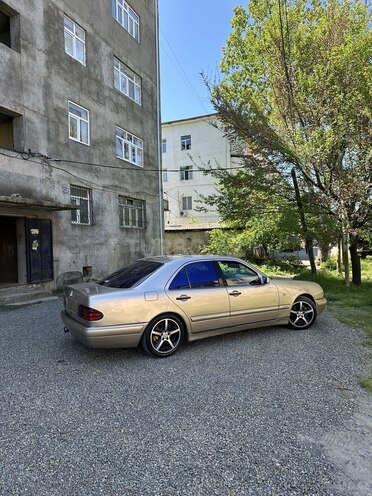 Mercedes E 220 d 1997, 100,000 km - 2.2 l - Lənkəran