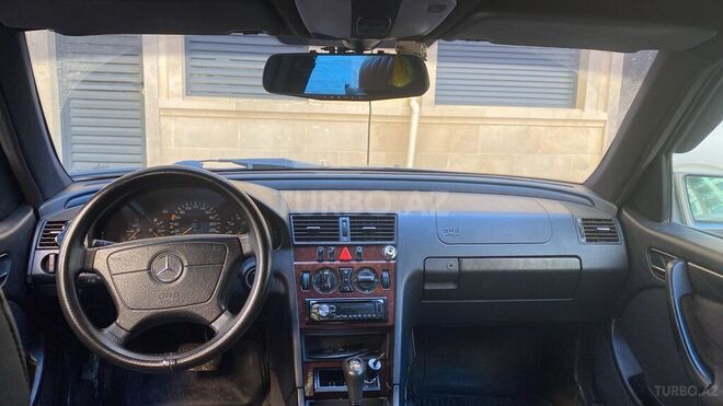 Mercedes C 180 1999, 414,000 km - 1.8 л - Bakı