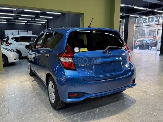 Nissan Note-7
