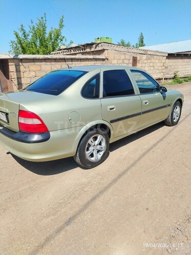 Opel Vectra 1997, 405,000 km - 1.8 l - Bərdə