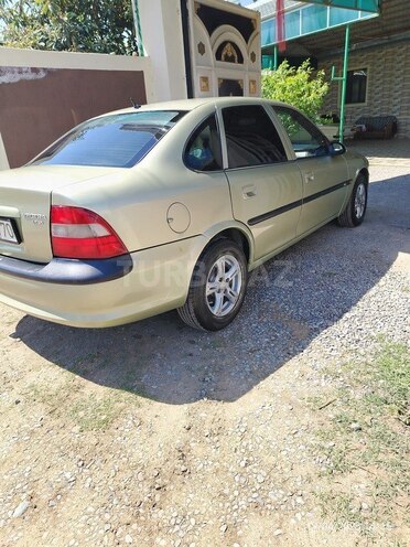 Opel Vectra 1997, 405,000 km - 1.8 l - Bərdə