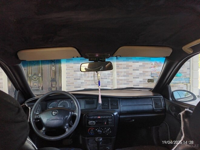 Opel Vectra 1997, 405,000 km - 1.8 l - Bərdə