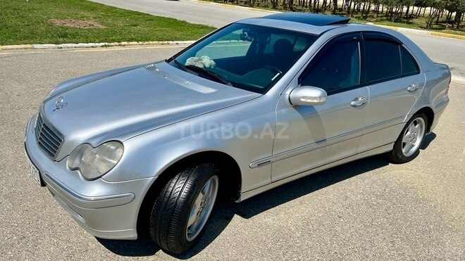 Mercedes C 200 2001, 318,000 km - 2.0 l - Bakı