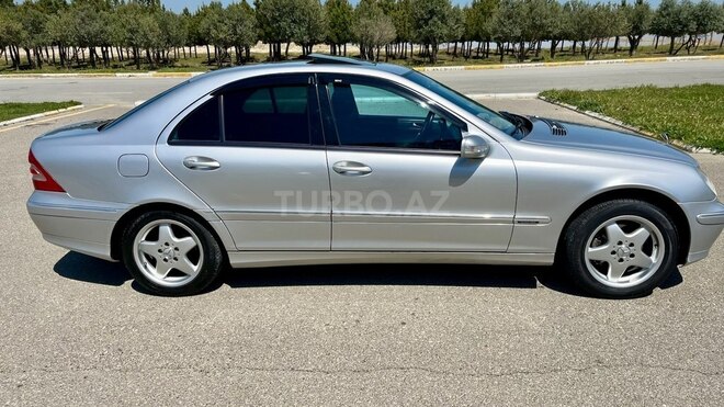 Mercedes C 200 2001, 318,000 km - 2.0 l - Bakı