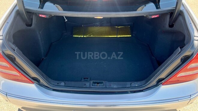 Mercedes C 200 2001, 318,000 km - 2.0 l - Bakı