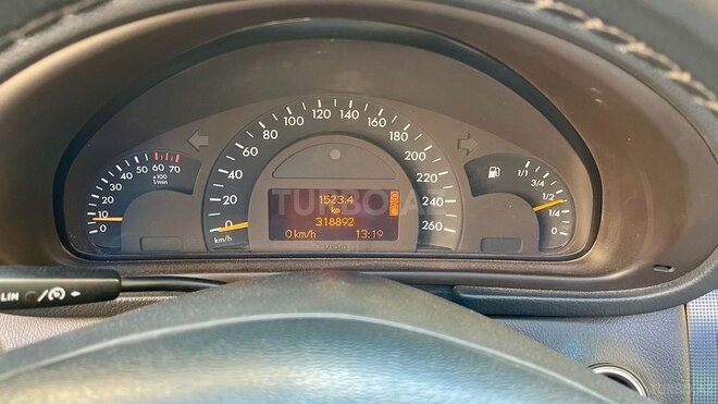 Mercedes C 200 2001, 318,000 km - 2.0 l - Bakı