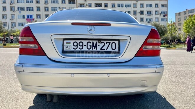 Mercedes C 200 2001, 318,000 km - 2.0 l - Bakı