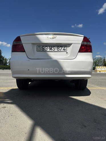 Chevrolet Aveo-4