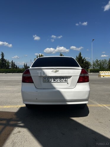 Chevrolet Aveo-2