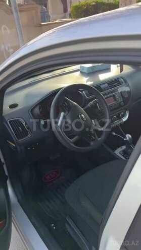 Kia Rio 2017, 220,000 km - 1.6 l - Gəncə