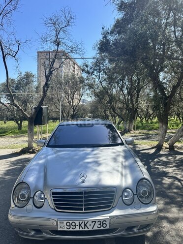 Mercedes E 430 2001, 331,000 km - 4.3 l - Bakı