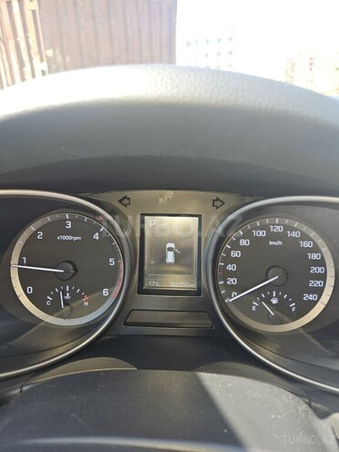 Hyundai  2016, 155,000 km - 2.2 л - Bakı